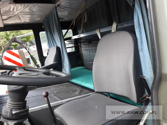 Cysterna paliwowa naczepa dystrybutor CND-21 (komplet składający się z ciągnika 3-osiowego JELCZ 642 oraz cysterny na naczepie 2-osiowej o poj. 21 000 l) 